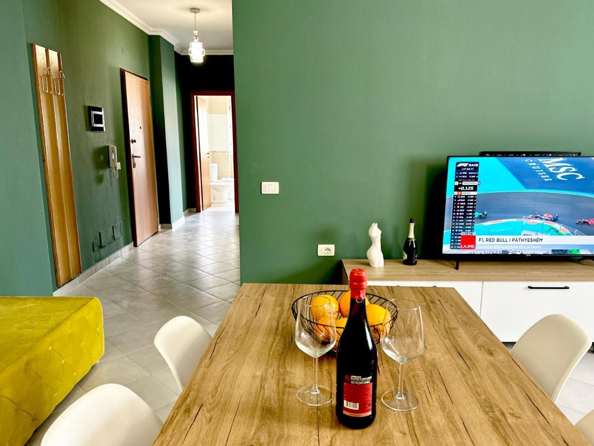 Family Suite Residence Vlorë Extérieur photo