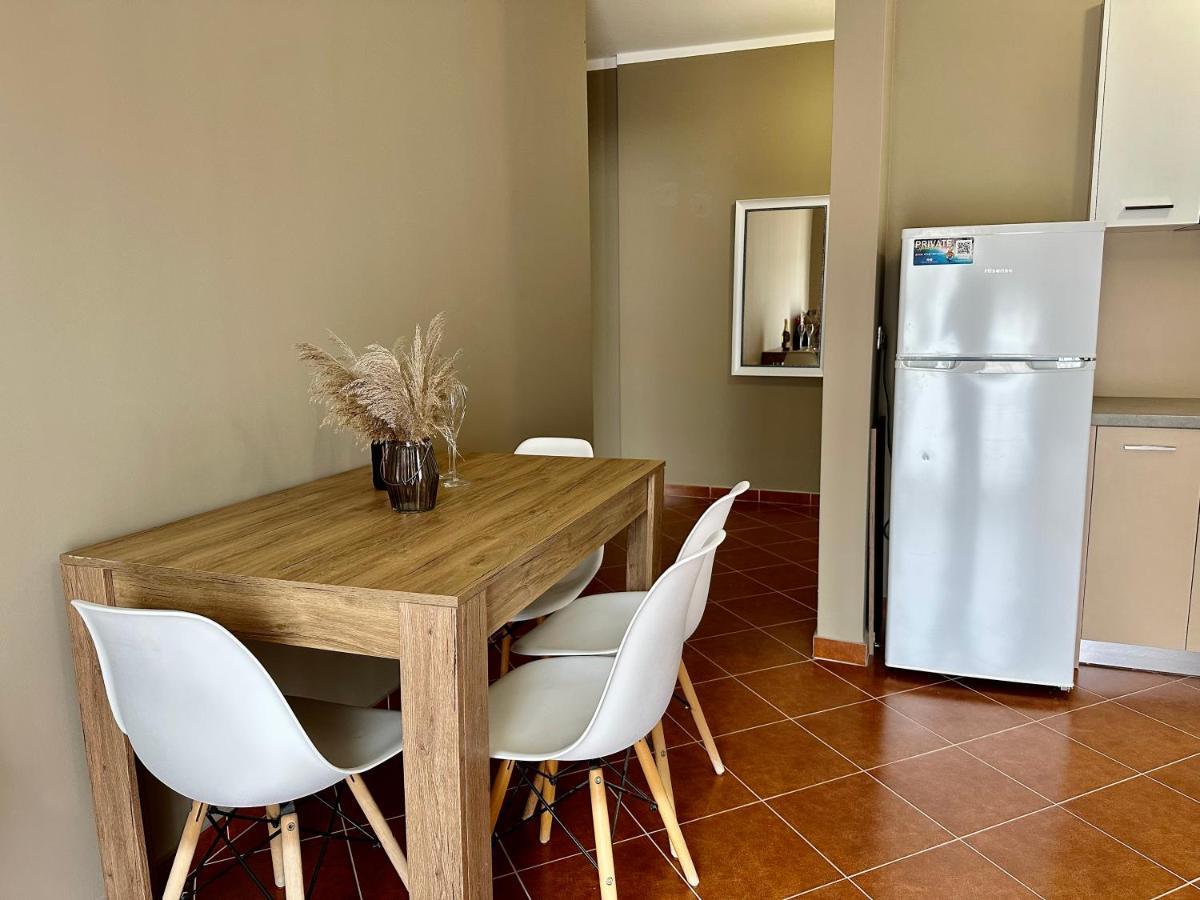 Family Suite Residence Vlorë Extérieur photo