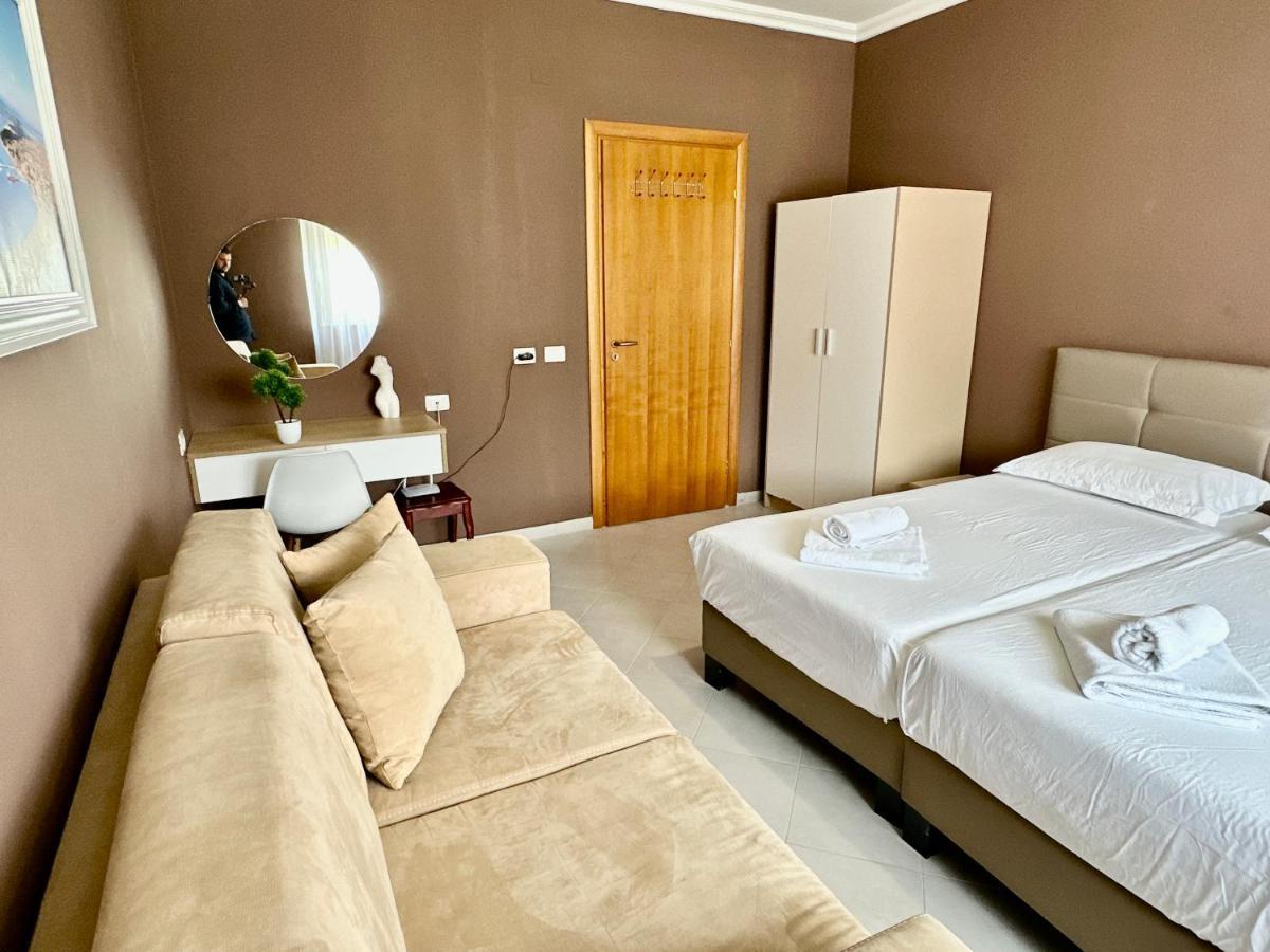 Family Suite Residence Vlorë Extérieur photo