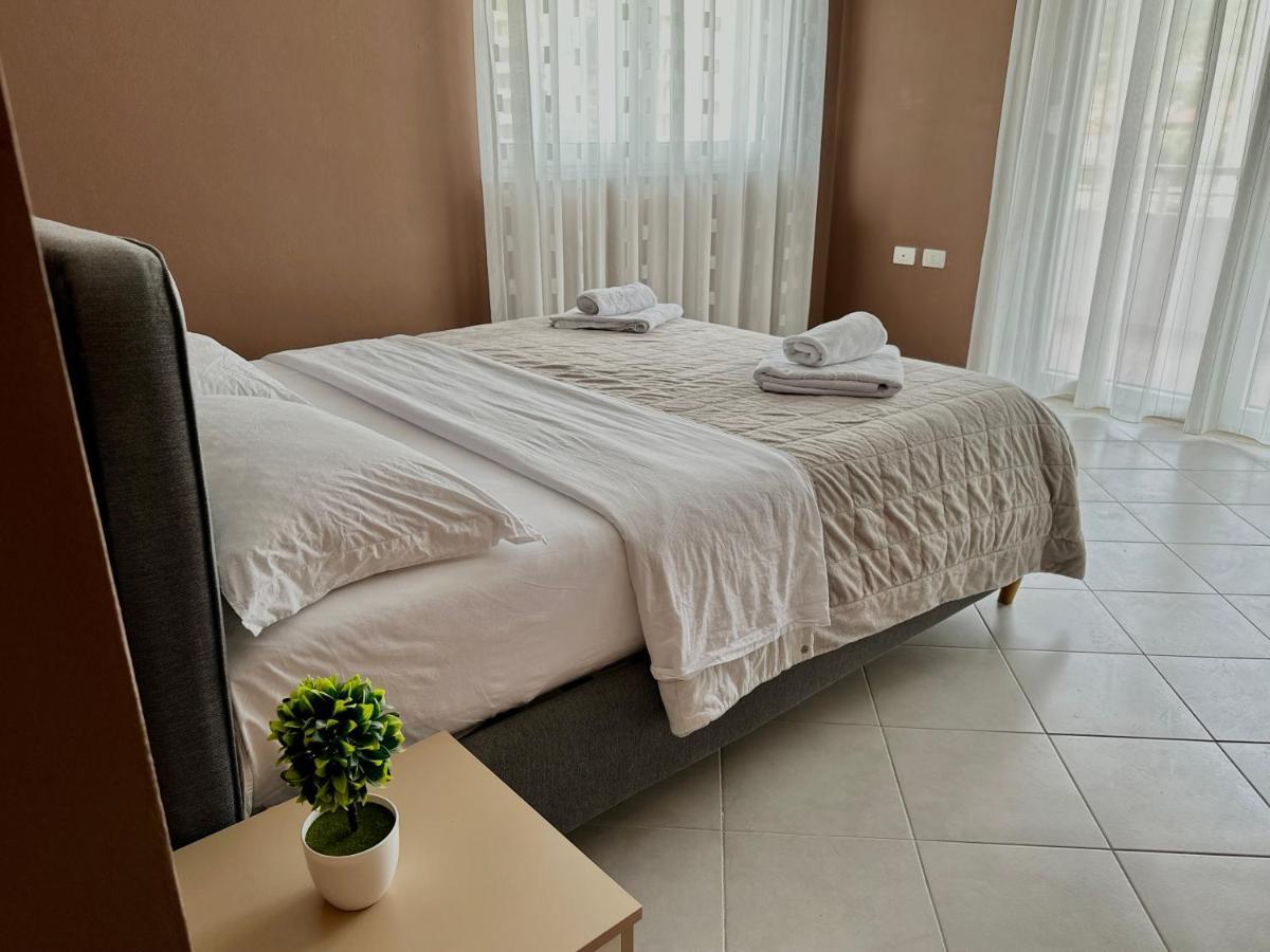 Family Suite Residence Vlorë Extérieur photo