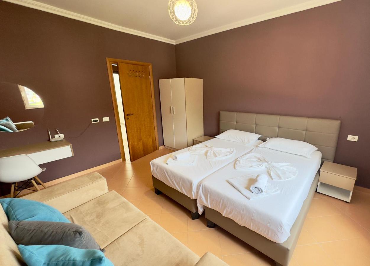 Family Suite Residence Vlorë Extérieur photo