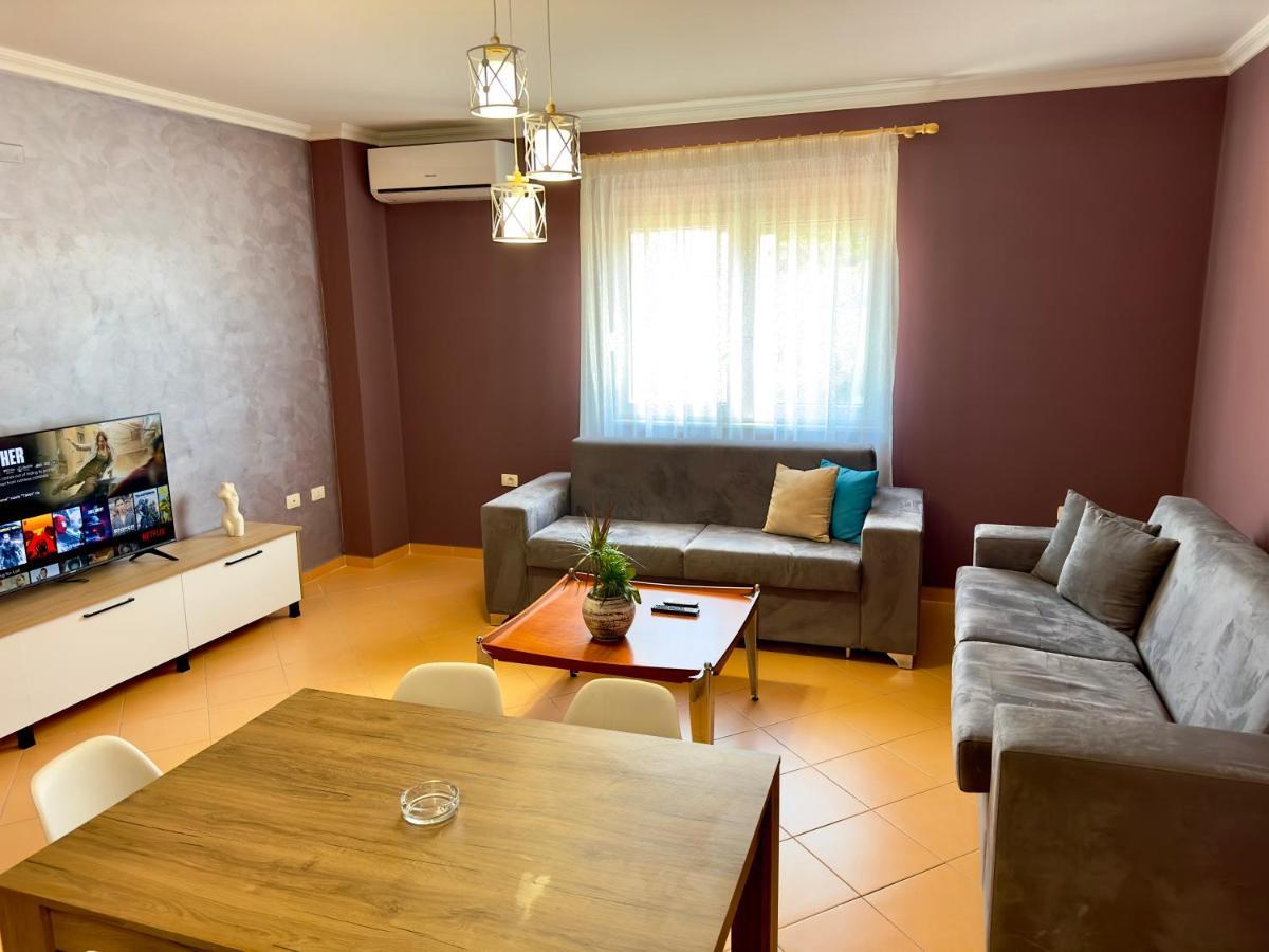 Family Suite Residence Vlorë Extérieur photo